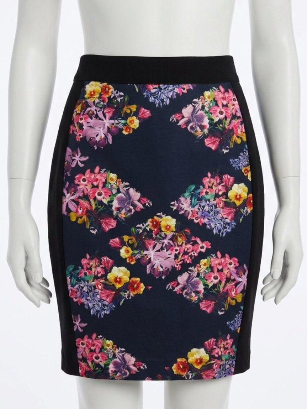 Ted Baker Lost Gardens Diamond Floral Pencil Skirt Size 2 Black
